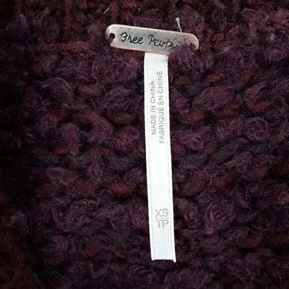 Free People Sweater Burgundy Oversized Chunky Knit Tattered Boho Womens XS - Picture 5 of 5